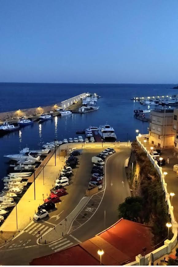 شقة Vistas Al Mar Y Cerca De La Playa لاميتّيا ذي مار المظهر الخارجي الصورة